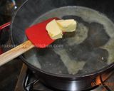 A picture of step 4 of Garlic Soup سوپ سیر.
