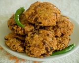 A picture of step 7 of Masoor dal vada.