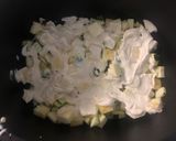 Une image de l'étape 3 de Gratin courgette raviole à l’ultra pro.