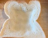 Foto langkah ke 1 dari resep Fruit Cheese Toast.