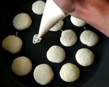 Foto langkah ke 5 dari resep Pancake Mini Takaran Sendok.