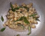 બટાકા પૌવા (Bataka Poha Recipe In Gujarati) રેસીપી સ્ટેપ2ફોટો