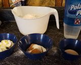 A picture of step 1 of Pretzel Bites.