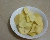 A picture of step 1 of Bhajia,Local Food Contest, Nairobi_North.