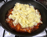 Foto del paso 5 de la receta: Alas de pollo con ajos y vino con rehogado de col