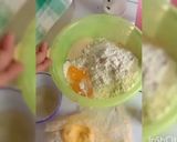 Foto langkah ke 3 dari resep Donat susu.