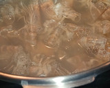 Foto del paso 2 de la receta: Estofado de alcachofas, almejas y langostinos