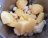 Foto del paso 1 de la receta: Crema de coliflor y trufa Thermomix