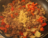 Foto del paso 4 de la receta: 3 berrugas (empanadas) tres