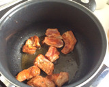 Foto del paso 1 de la receta: Patatas con costilla y chorizo