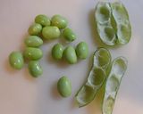 A picture of step 1 of Edamame Soup.