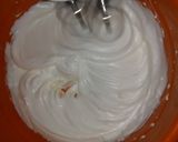 Foto langkah ke 3 dari resep cup cake hongkong dgn bahan yg seadanya.