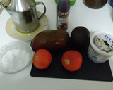 Foto del paso 1 de la receta: Ensalada de tomate, aguacate y mango