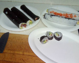 Foto del paso 8 de la receta: Rollos de arroz sushi makis