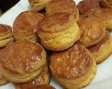 A picture of step 6 of Orange English tea scones.