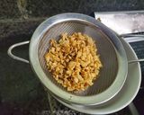 Hình bước làm 2 của món Sườn xóc bơ tỏi