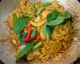 รูปขั้นตอนการทำที่ 4 ของ ข้าวผัดเครื่องแกงเนื้อ