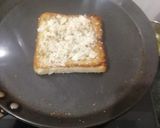 ચીઝી ગાર્લિક બ્રેડ (Cheesy Garlic Bread Recipe In Gujarati) રેસીપી સ્ટેપ3ફોટો