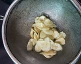 A picture of step 3 of Raw Banana Chips.
