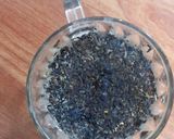 A picture of step 1 of Chia seed pudding.