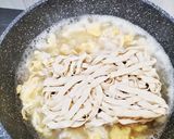 Foto langkah ke 3 dari resep Kwetiau Telur Kuah.