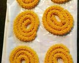 A picture of step 4 of Chakli.