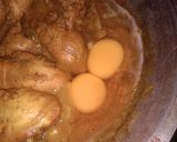 Foto langkah ke 3 dari resep Ayam goreng ungkep telur.