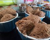 Foto langkah ke 9 dari resep Bolu Kukus Coklat Mekar.