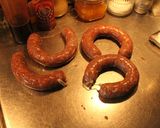 Foto del paso 8 de la receta: Longanisas, chorizos secos, chorizos húmedos y salchicha parrillera