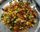 કાંદા મકાઈ ભેળ(Spring onion corn bhel recipe in gujarati) રેસીપી સ્ટેપ2ફોટો