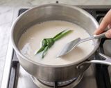 Foto langkah ke 4 dari resep Biji Salak Ubi Ungu Kuah Santan Gula Aren.
