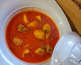 A picture of step 11 of Aloo matar chicken shorba.