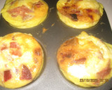 Foto del paso 4 de la receta: Muffin de huevos, bacon, salami y queso
