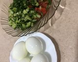صورة لخطوة 1 من وصفة سلطة بالبيض المسلوق