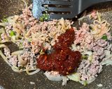 Foto langkah ke 4 dari resep Kimchi Jjigae.