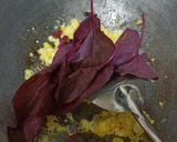 Foto langkah ke 2 dari resep Nasi Goreng Bayam Merah.