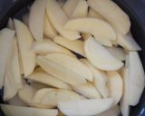 Foto langkah ke 1 dari resep Potato Wedges (super simple).