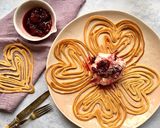 A picture of step 1 of Lace Pancakes.