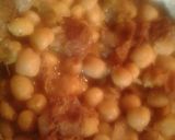 A picture of step 2 of Potato cholay chatt.