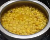A picture of step 1 of Matar curry with aloo petis.