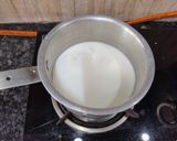 A picture of step 1 of Custard Bread Delight.