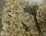 Foto langkah ke 4 dari resep Nasi goreng cabe hijau.
