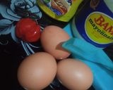 A picture of step 1 of Hard boiled egg chicks.