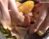 Foto langkah ke 3 dari resep Ayam bumbu kuning super cepat.