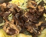 Foto langkah ke 6 dari resep Brokoli Sapi Lada Hitam.
