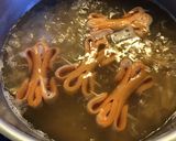 Une image de l'étape 3 de Pâtes de pois chiches aux saucisses de Strasbourg.