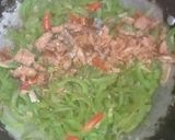 Foto langkah ke 3 dari resep Tumis Pare Belut Ikan Asin.
