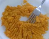 Foto del paso 1 de la receta: Bizcocho de calabaza con piñones