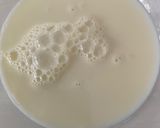 A picture of step 1 of Semolina Halwa.