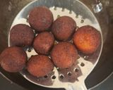 A picture of step 4 of Gulab Jamun.